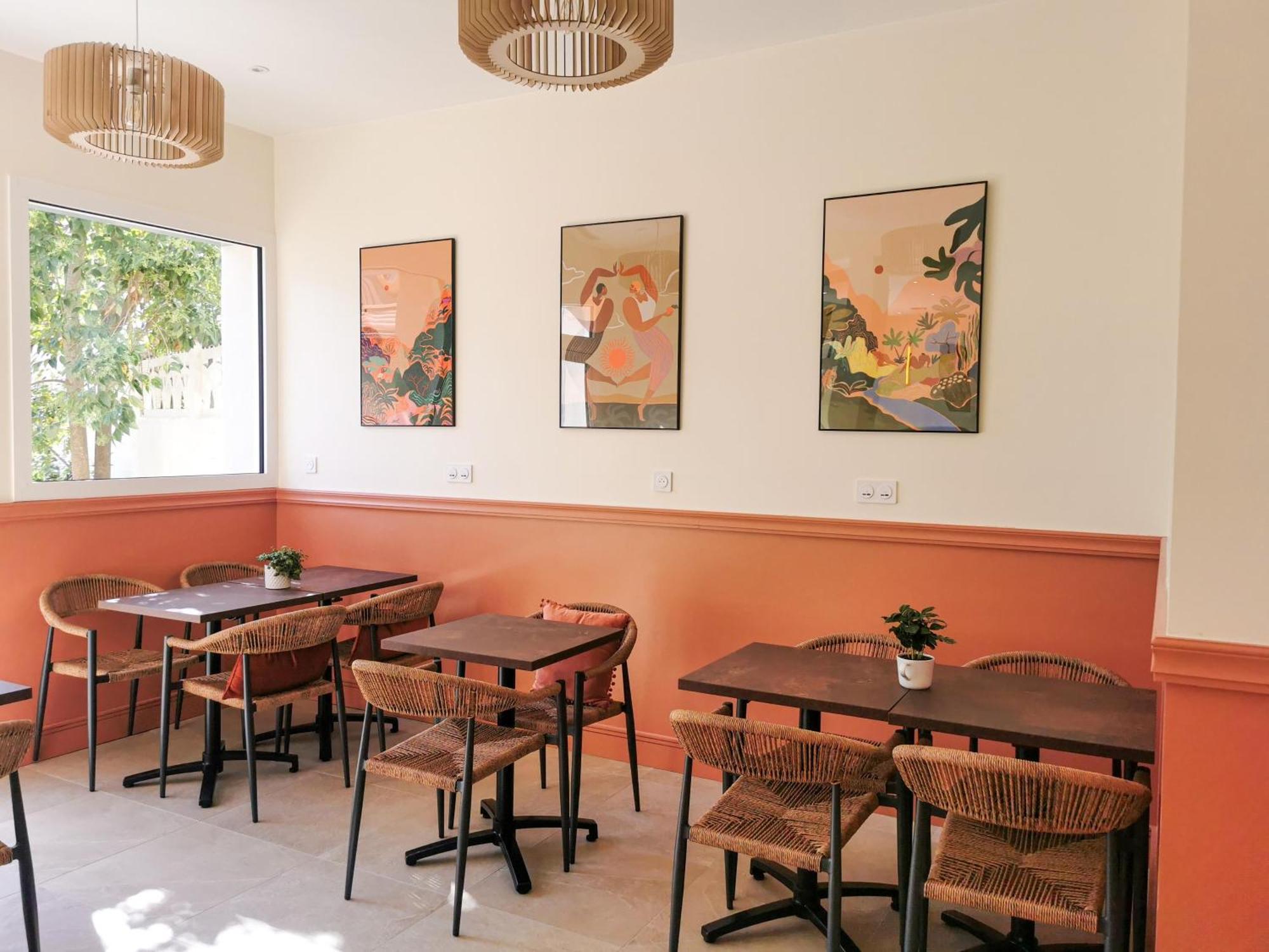 Bloom Hostel Bar & Garden Бордо Екстер'єр фото